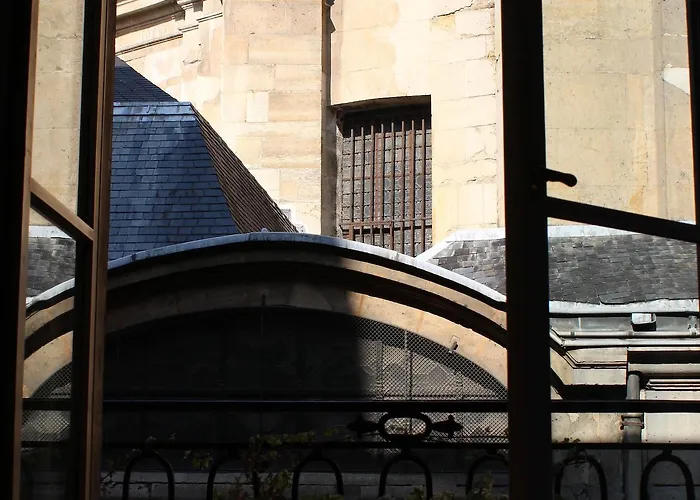 Hotell Le Relais Saint Sulpice 4*