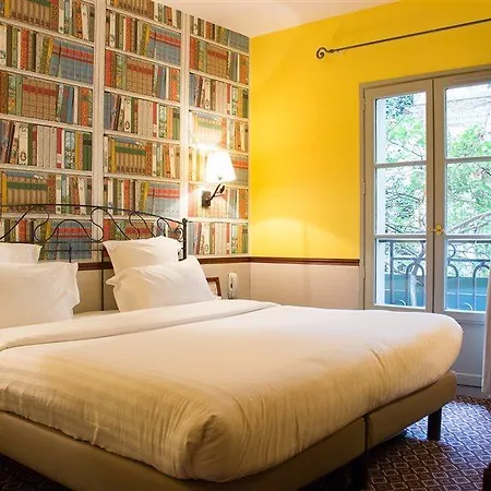 Отель Le Relais Saint Sulpice Париж