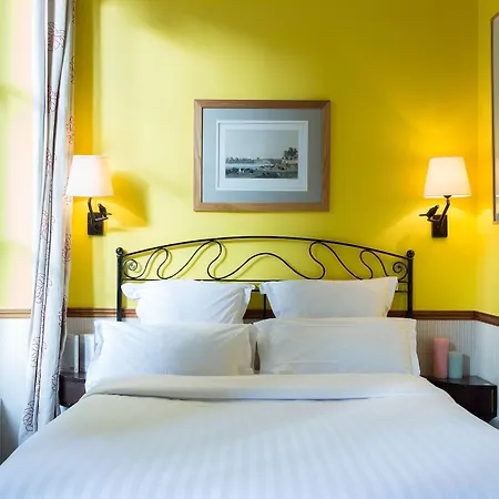 Le Relais Saint Sulpice Отель 4*