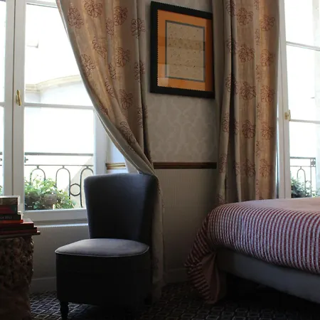 Le Relais Saint Sulpice Отель Париж