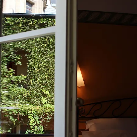 Le Relais Saint Sulpice Hotell 4*