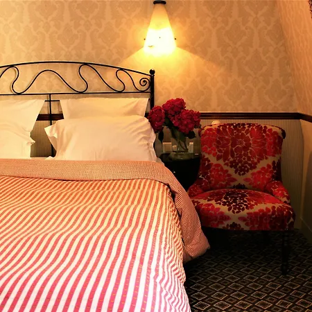 Le Relais Saint Sulpice 4* Paris